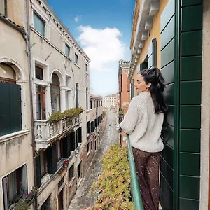 Hinc Domus - Residenza Da Qui New Affittacamere Venezia